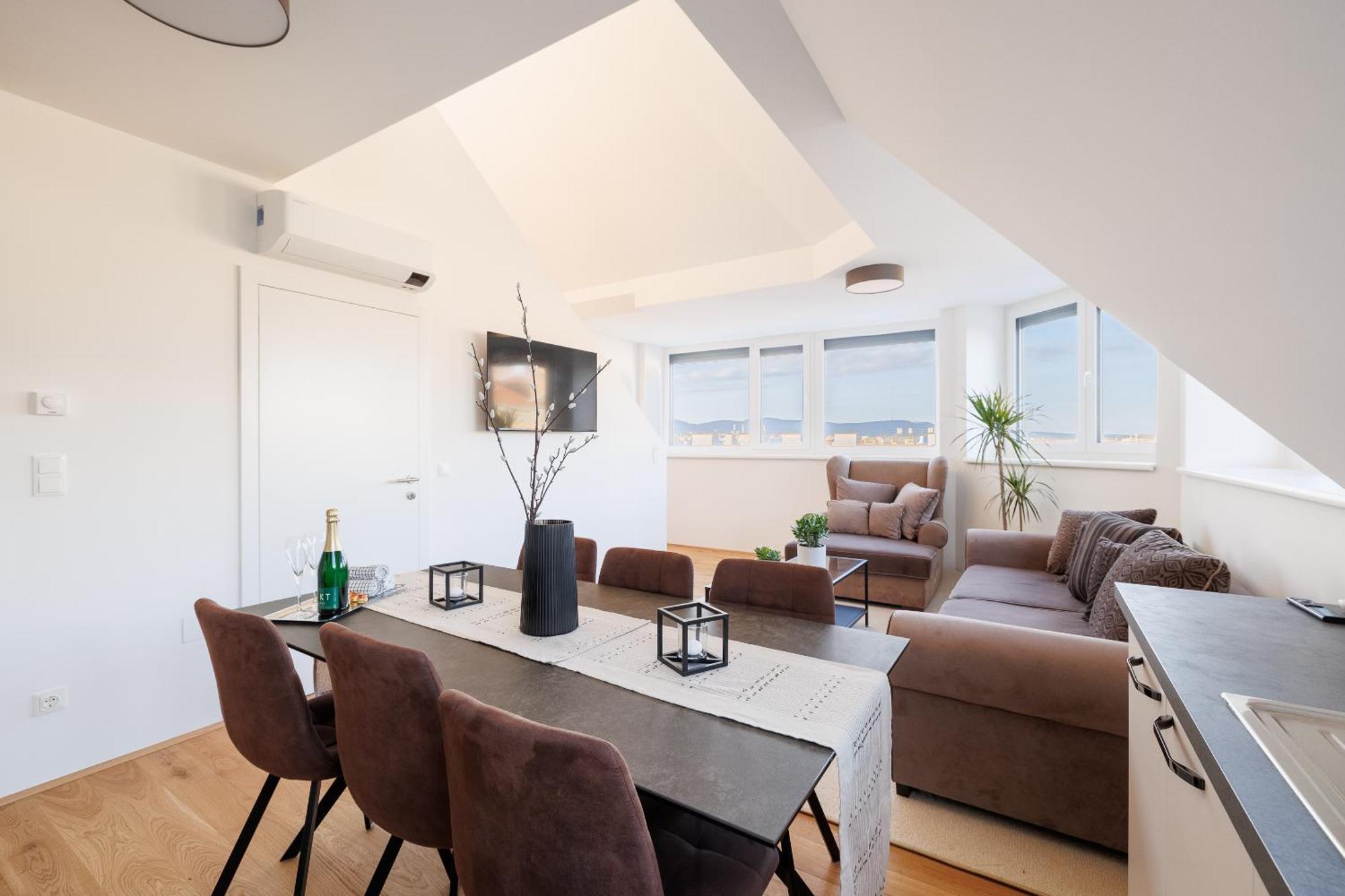 Symphony Apartments 40 - Modern Loft With Terrace And Grill In Central Location Viena Exterior foto